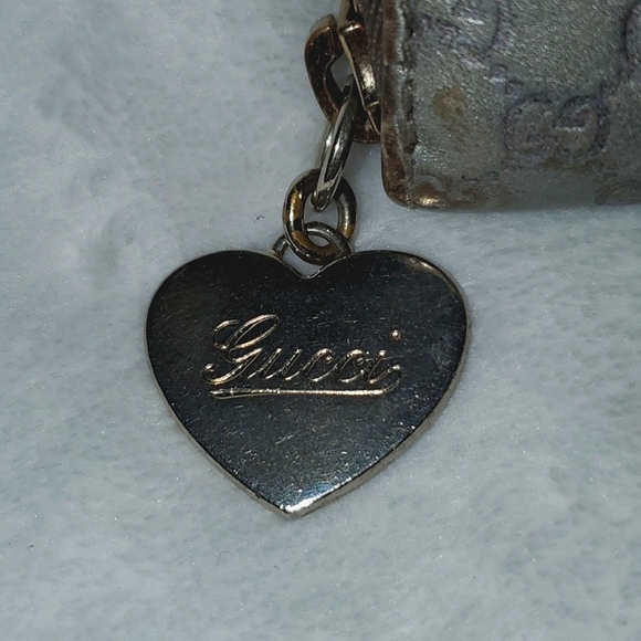 Gucci Micro GG Long Zip-Around Wallet - Picture 5 of 14